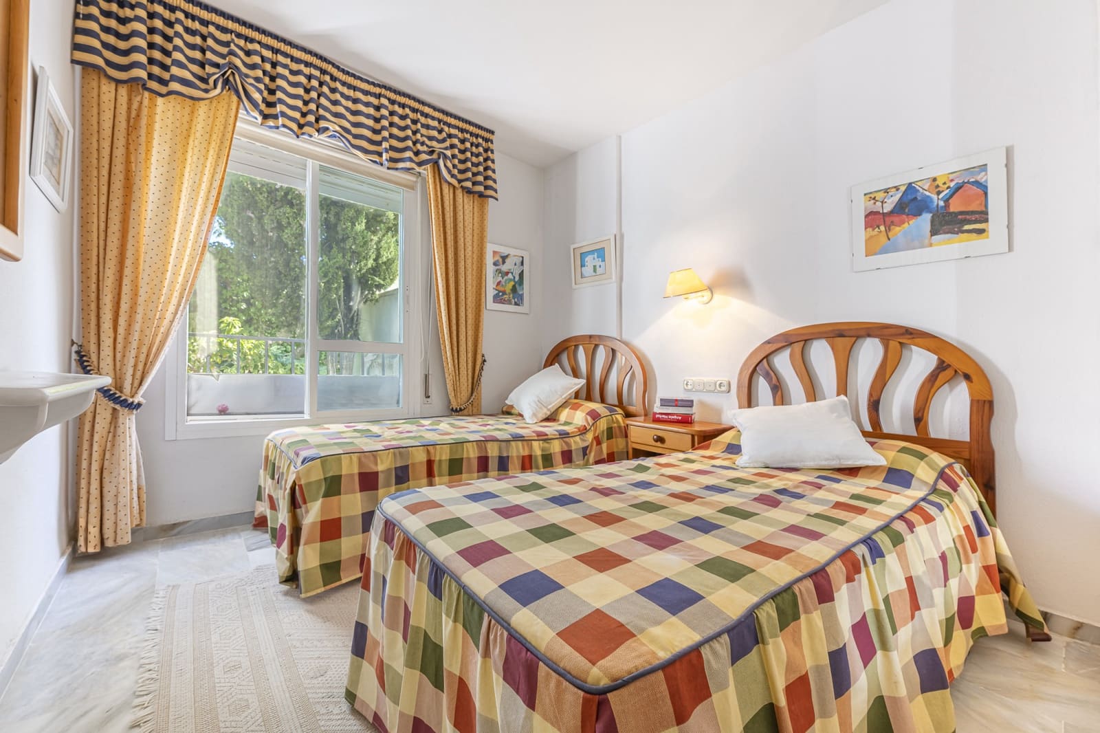 2 quarto Penthouse para venda em Marbella com piscina garagem - 309 000 € (Ref: 9371572)