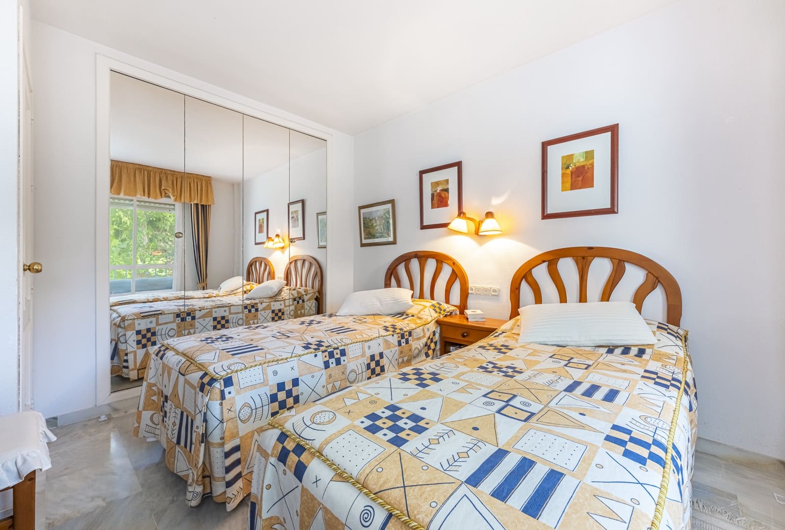 2 quarto Penthouse para venda em Marbella com piscina garagem - 309 000 € (Ref: 9371572)