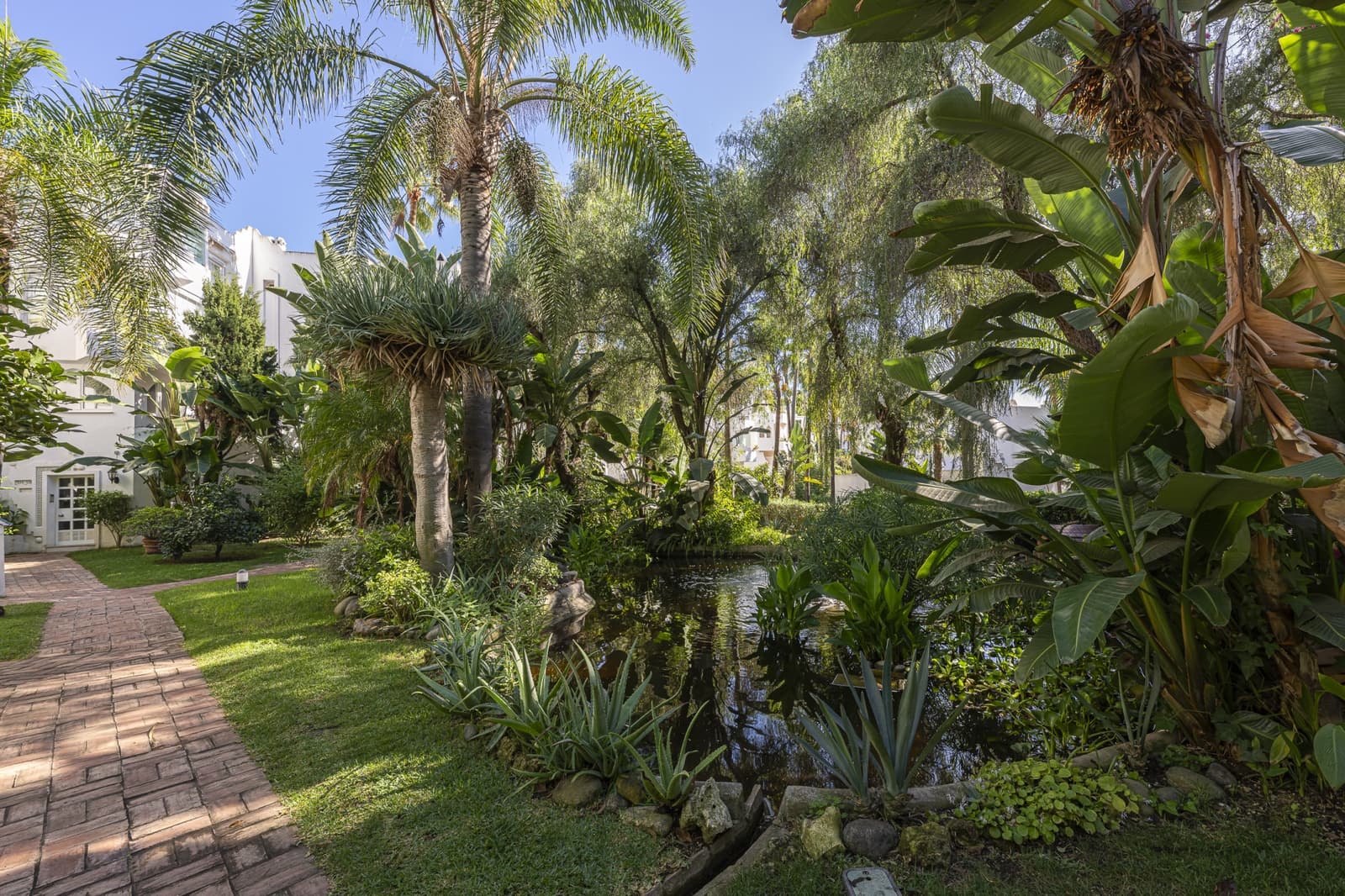 2 quarto Penthouse para venda em Marbella com piscina garagem - 309 000 € (Ref: 9371572)