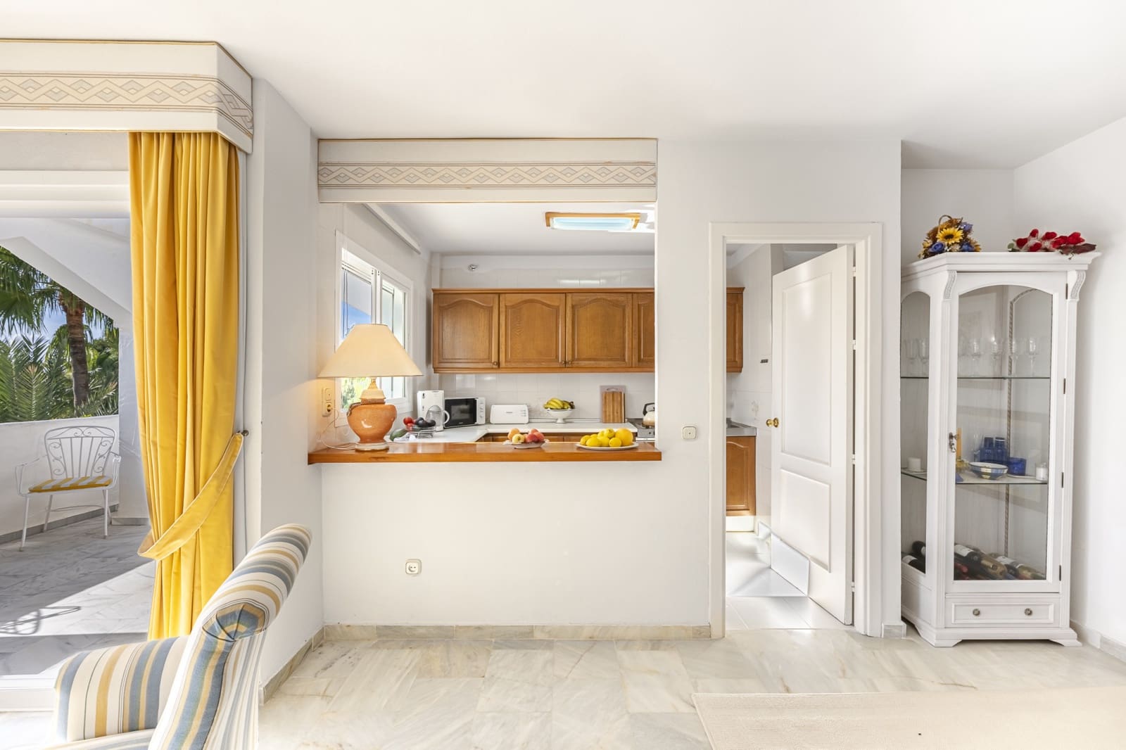 2 bedroom Penthouse for sale in Marbella with pool garage - € 299,000 (Ref: 9371572)