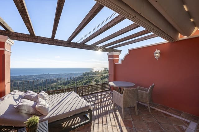 2 chambre Penthouse à vendre à Marbella avec piscine garage - 540 000 € (Ref: 9410385)