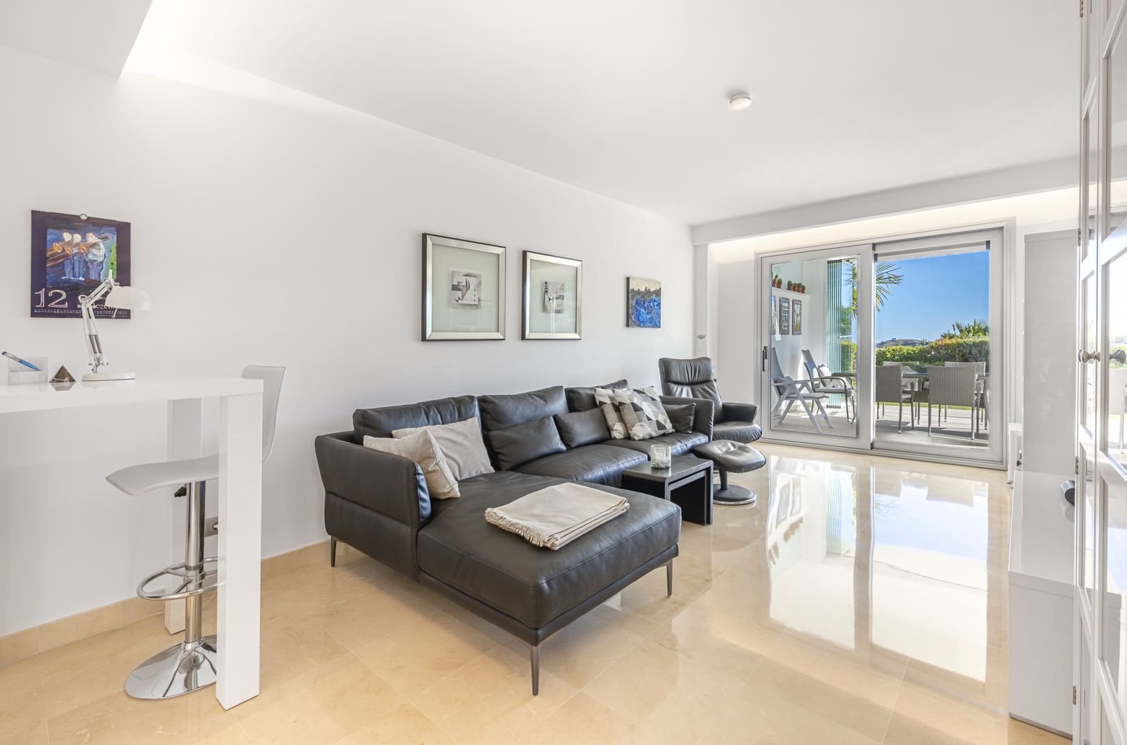 3 Zimmer Apartment zu verkaufen in Marbella mit Pool Garage - 425.000 € (Ref: 9443052)