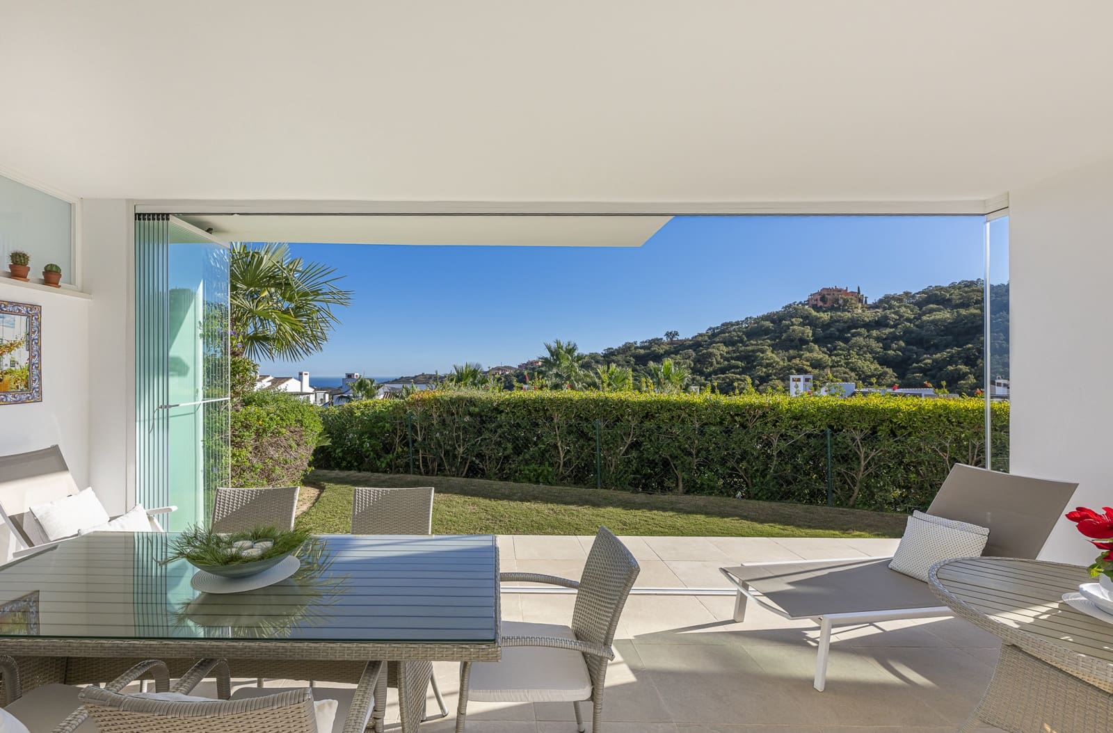 3 Zimmer Apartment zu verkaufen in Marbella mit Pool Garage - 425.000 € (Ref: 9443052)