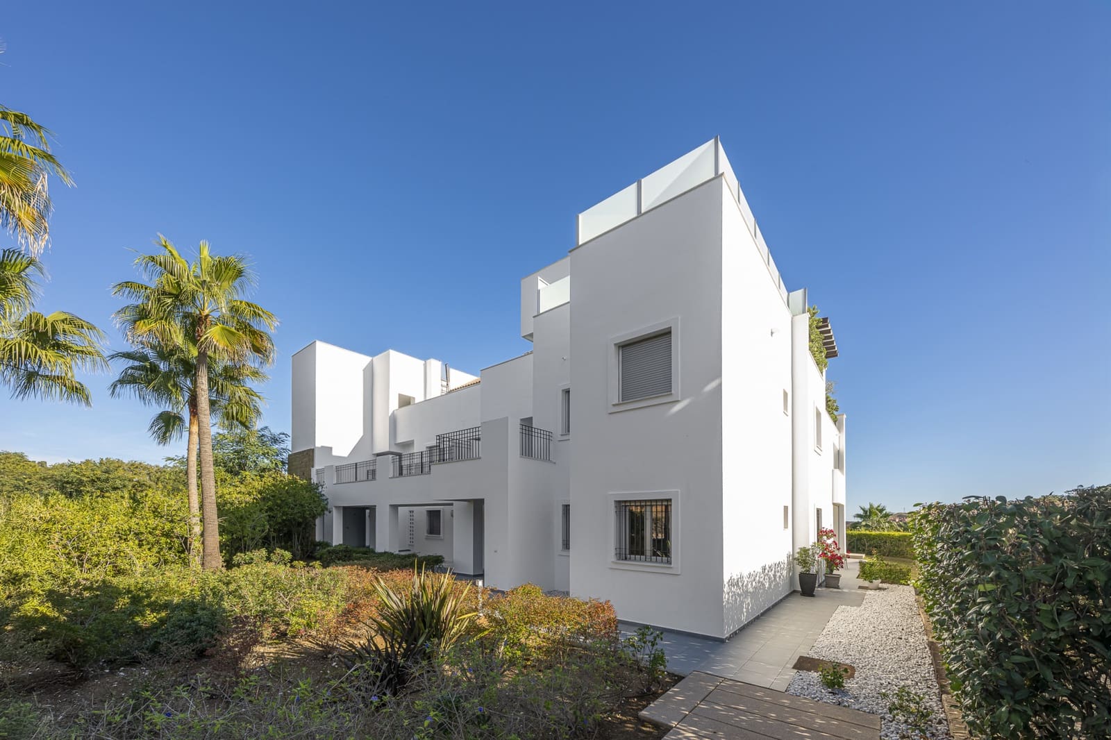 3 Zimmer Apartment zu verkaufen in Marbella mit Pool Garage - 425.000 € (Ref: 9443052)