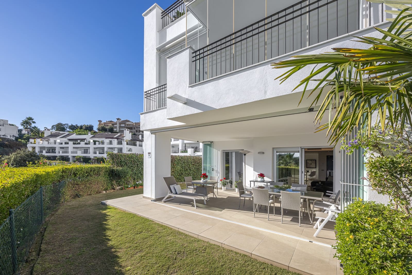 3 Zimmer Apartment zu verkaufen in Marbella mit Pool Garage - 425.000 € (Ref: 9443052)