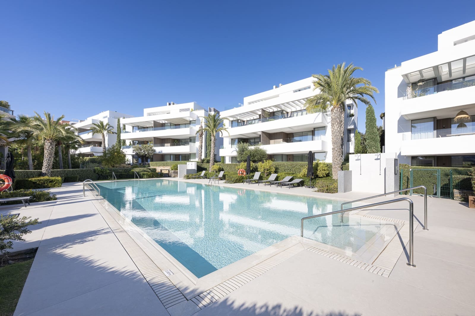 3 soverom Leilighet til salgs i Benahavis med svømmebasseng garasje - € 869 000 (Ref: 9448602)