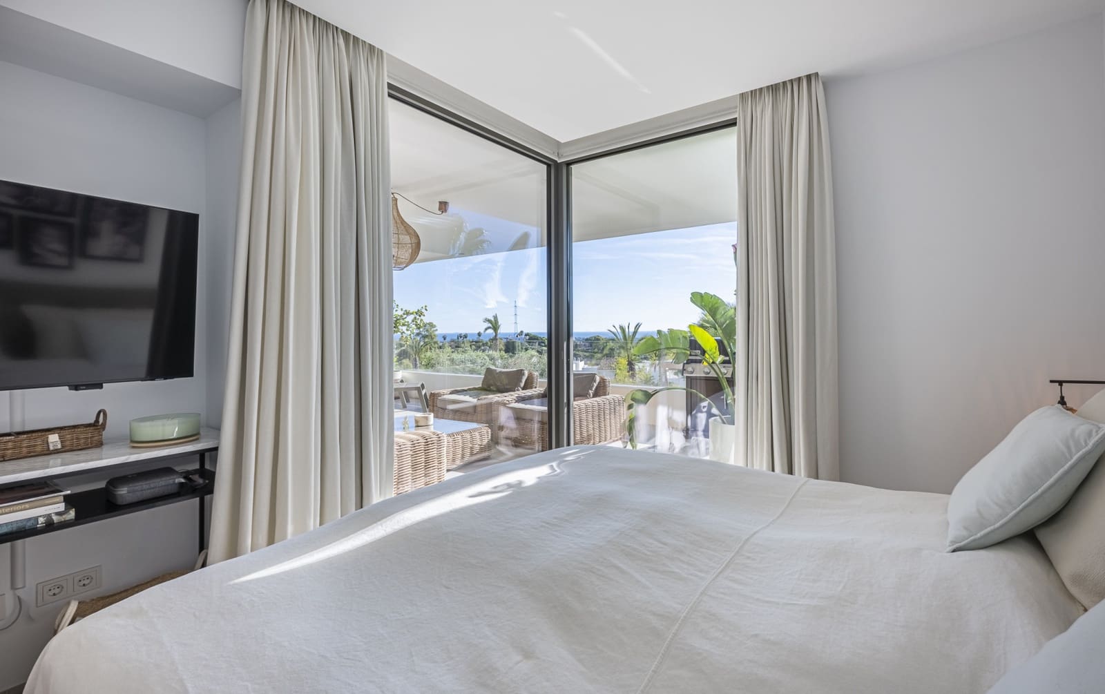 3 Zimmer Apartment zu verkaufen in Marbella mit Pool Garage - 869.000 € (Ref: 9450070)