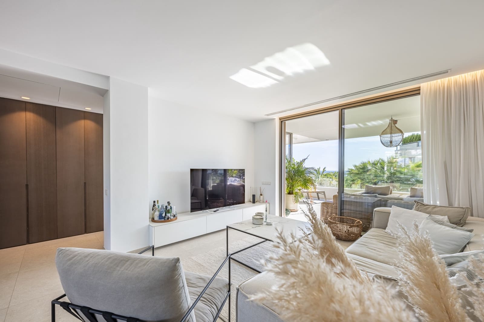 3 Zimmer Apartment zu verkaufen in Marbella mit Pool Garage - 869.000 € (Ref: 9450070)