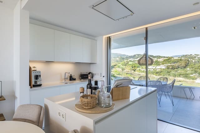 3 Zimmer Apartment zu verkaufen in Marbella mit Pool Garage - 869.000 € (Ref: 9450070)