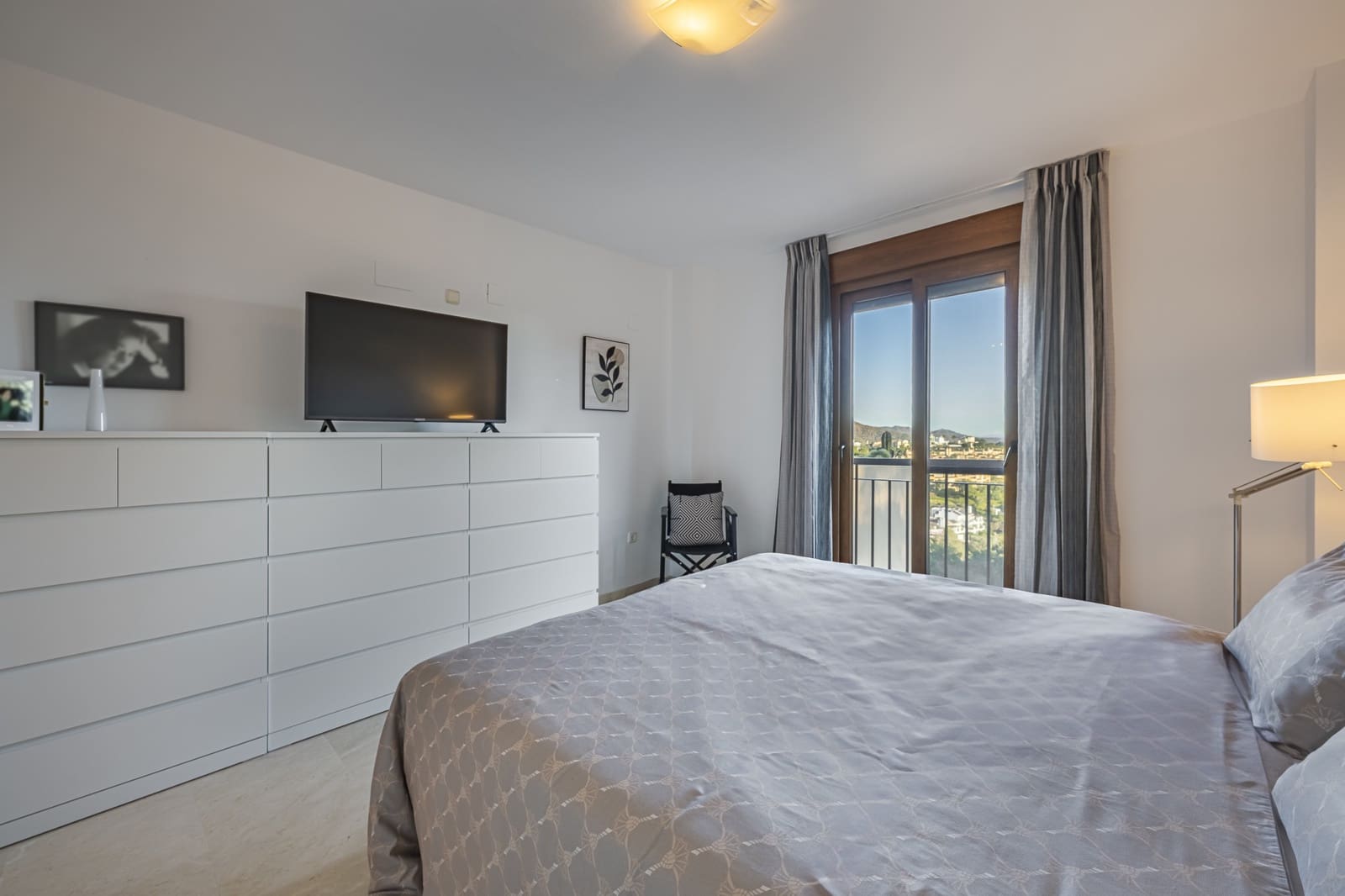 2 slaapkamer Penthouse te koop in Marbella met zwembad garage - € 355.000 (Ref: 9540584)