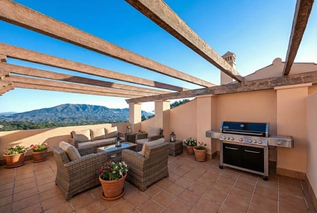 2 chambre Penthouse à vendre à Marbella avec piscine garage - 355 000 € (Ref: 9540584)