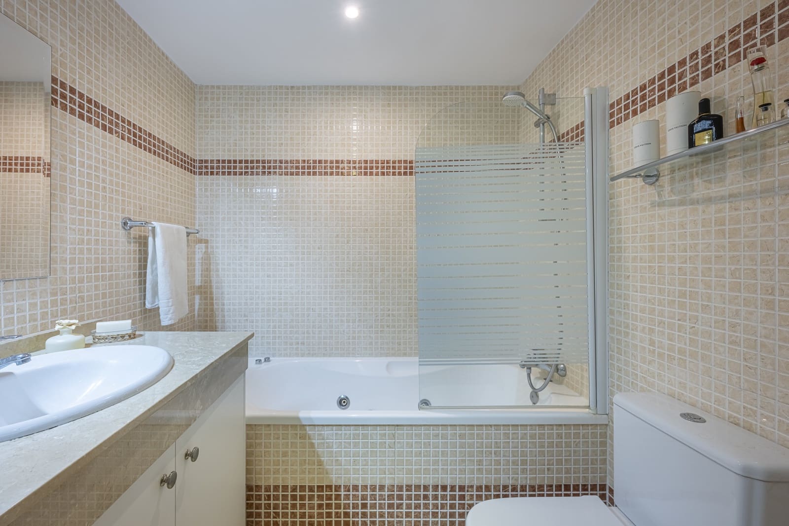 2 slaapkamer Penthouse te koop in Marbella met zwembad garage - € 355.000 (Ref: 9540584)