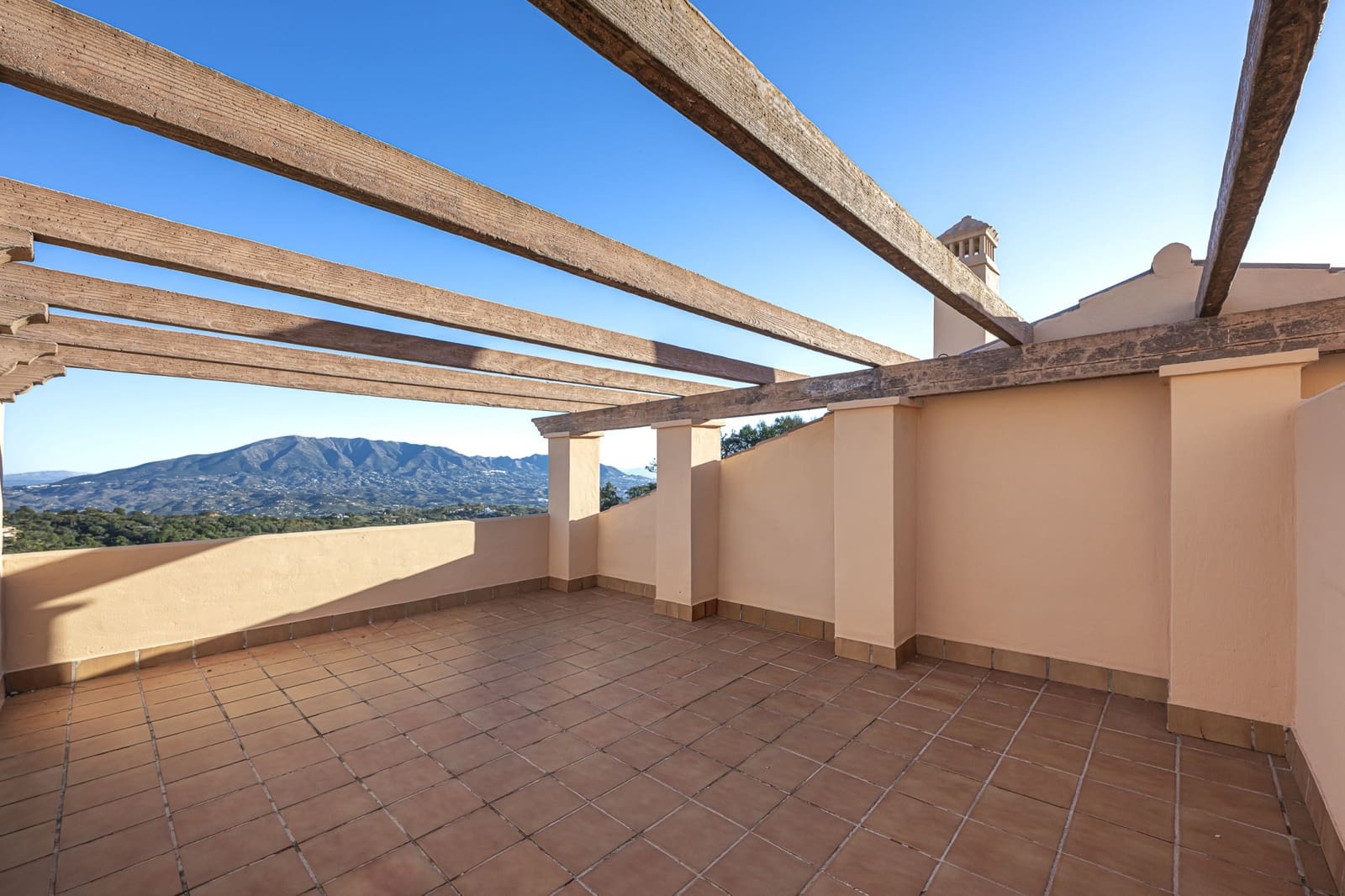 2 slaapkamer Penthouse te koop in Marbella met zwembad garage - € 355.000 (Ref: 9540584)