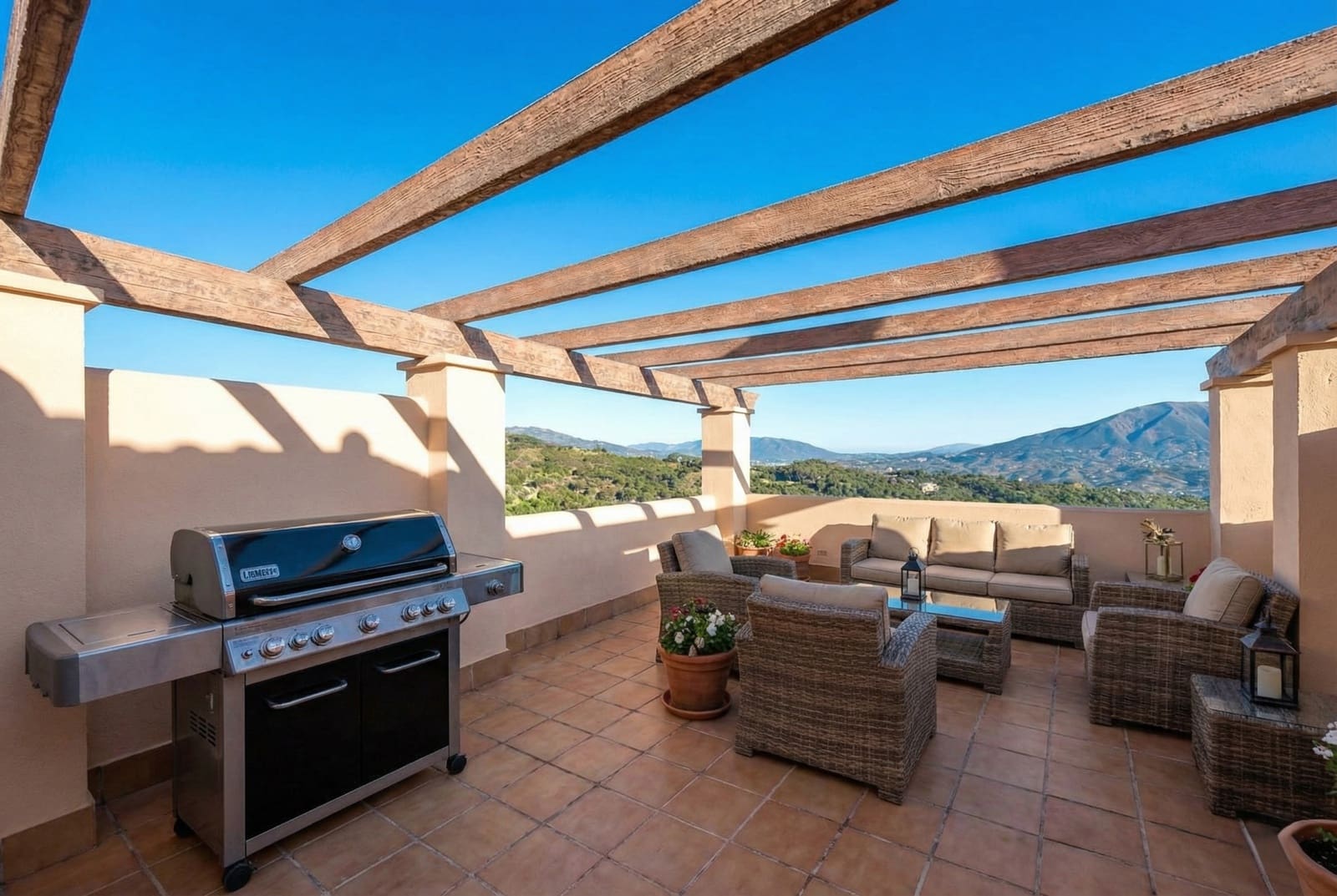 2 slaapkamer Penthouse te koop in Marbella met zwembad garage - € 355.000 (Ref: 9540584)