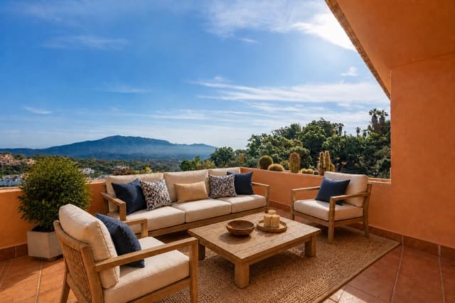 2 slaapkamer Penthouse te koop in Marbella met zwembad garage - € 349.000 (Ref: 9540584)
