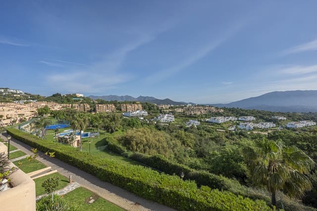 2 slaapkamer Penthouse te koop in Marbella met zwembad garage - € 349.000 (Ref: 9540584)
