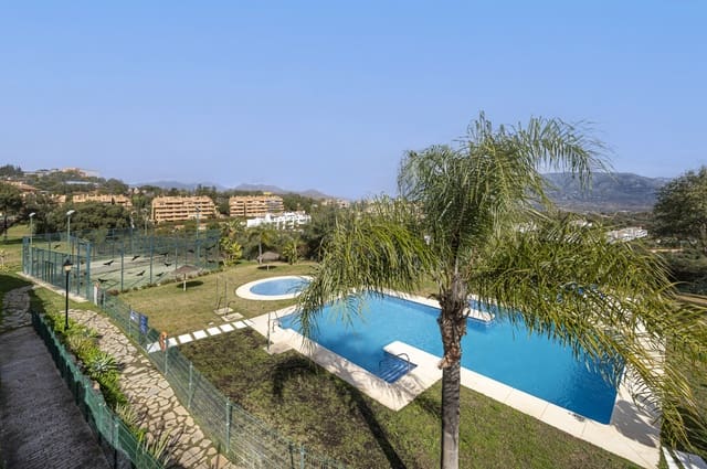 2 slaapkamer Penthouse te koop in Marbella met zwembad garage - € 349.000 (Ref: 9540584)