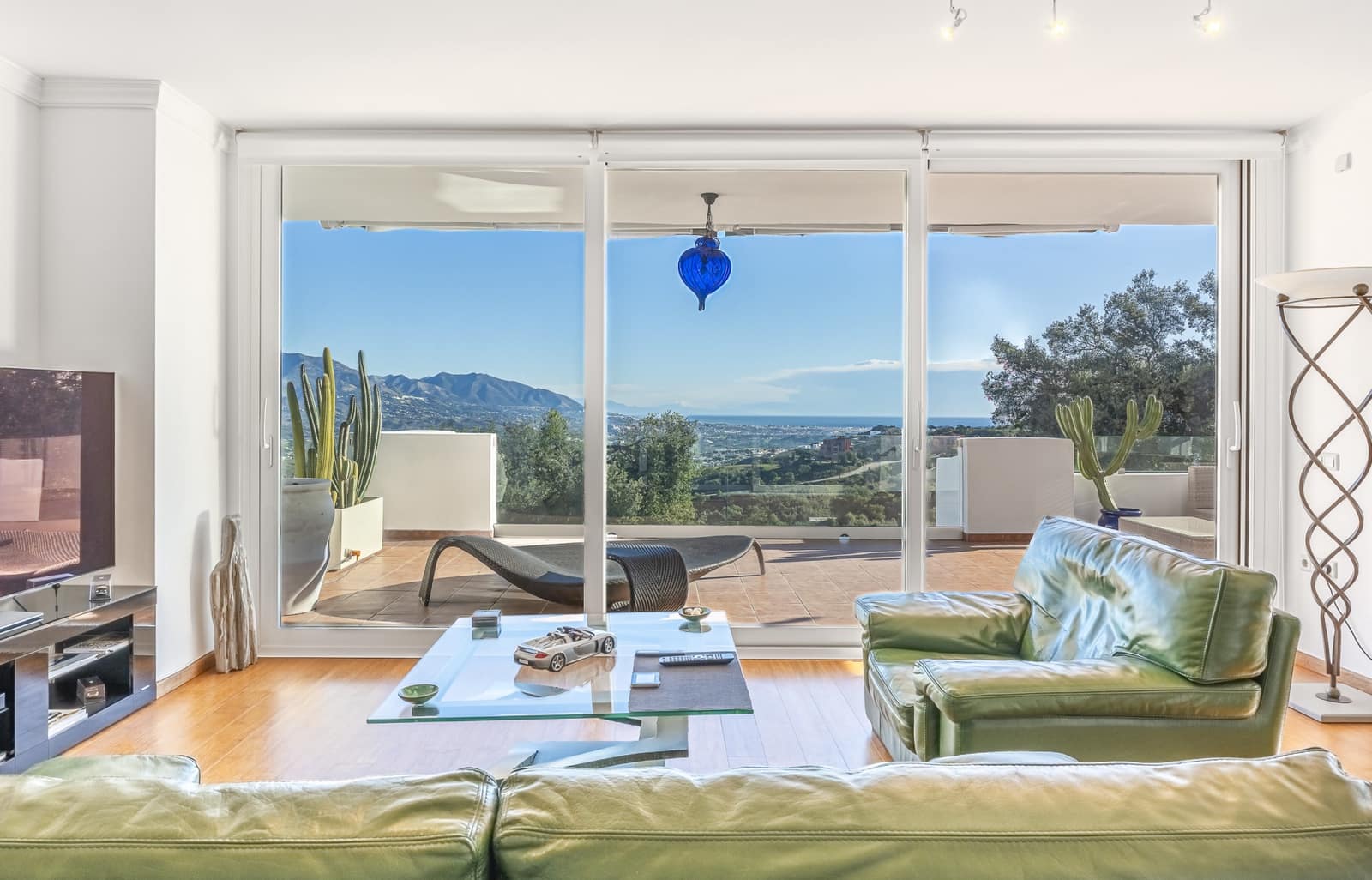 2 chambre Appartement à vendre à Marbella avec piscine garage - 500 000 € (Ref: 9578284)