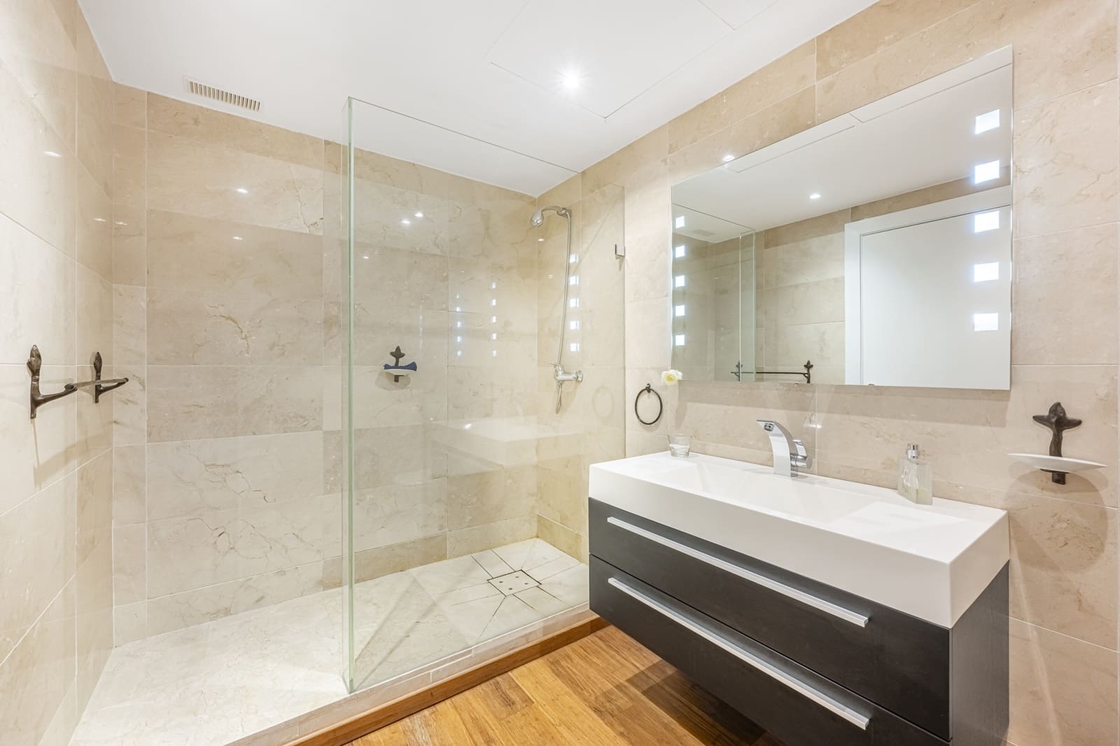 2 chambre Appartement à vendre à Marbella avec piscine garage - 500 000 € (Ref: 9578284)