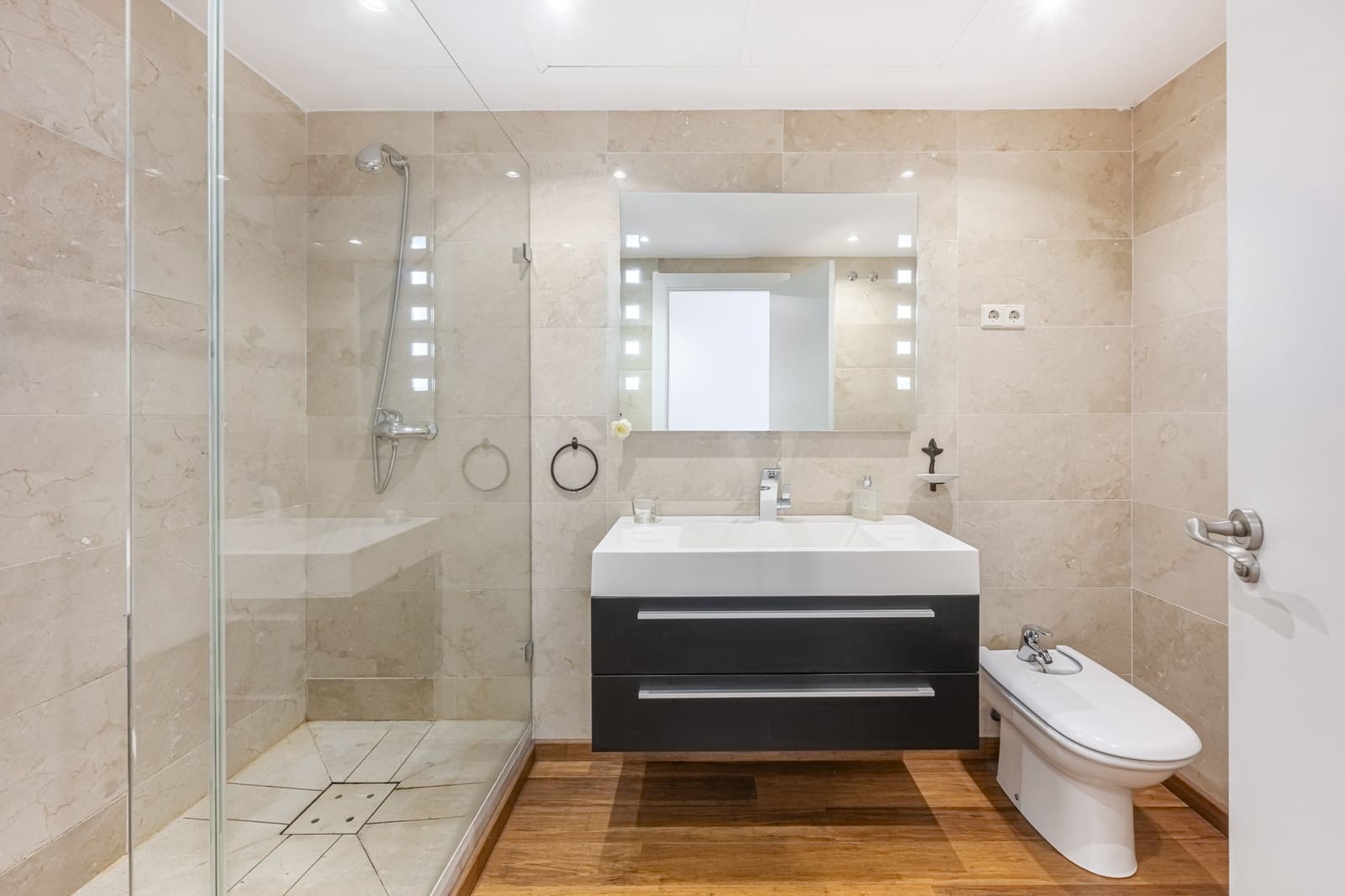 2 chambre Appartement à vendre à Marbella avec piscine garage - 500 000 € (Ref: 9578284)