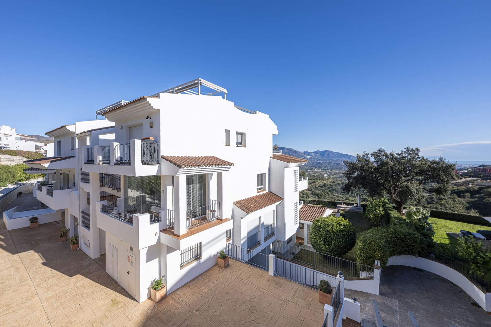 2 chambre Appartement à vendre à Marbella avec piscine garage - 500 000 € (Ref: 9578284)