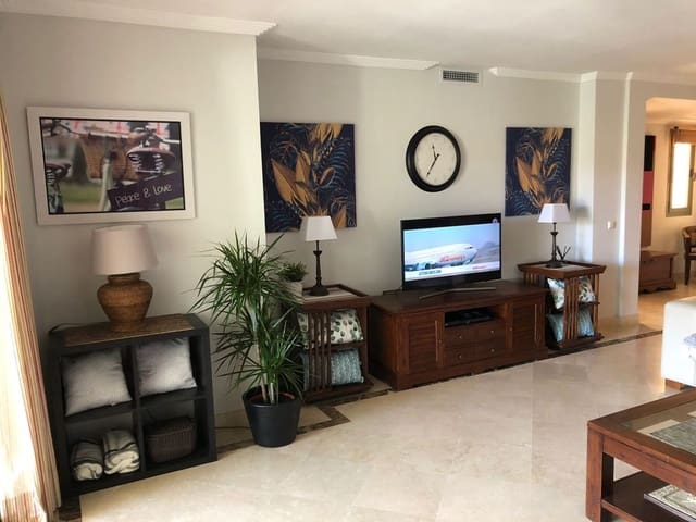 2 sovrum Lägenhet till salu i Sotogrande, San Roque med pool garage - 519 000 € (Ref: 9581403)