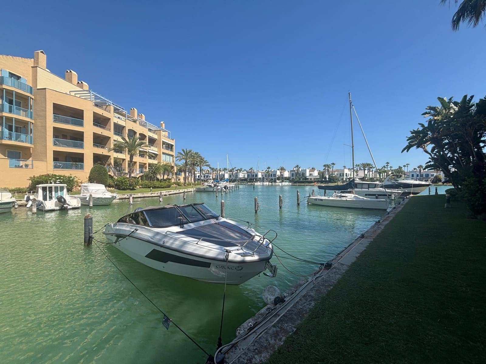 2 bedroom Apartment for sale in Sotogrande with pool garage - € 539,000 (Ref: 9581403)