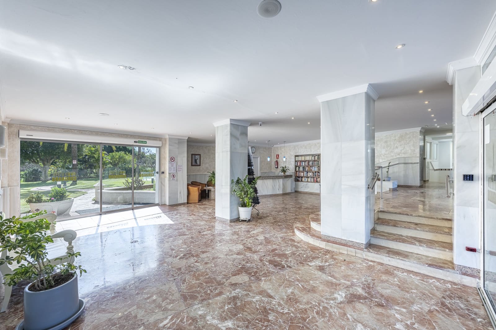 1 soveværelse Lejlighed til salg i Marbella med swimmingpool - € 269.000 (Ref: 9622280)