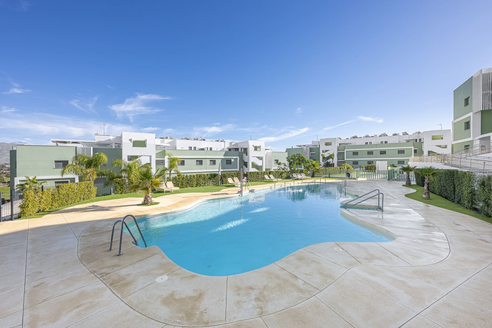2 sypialnia Apartament na sprzedaż w Mijas Costa z basenem garażem - 429 000 € (Ref: 9640051)