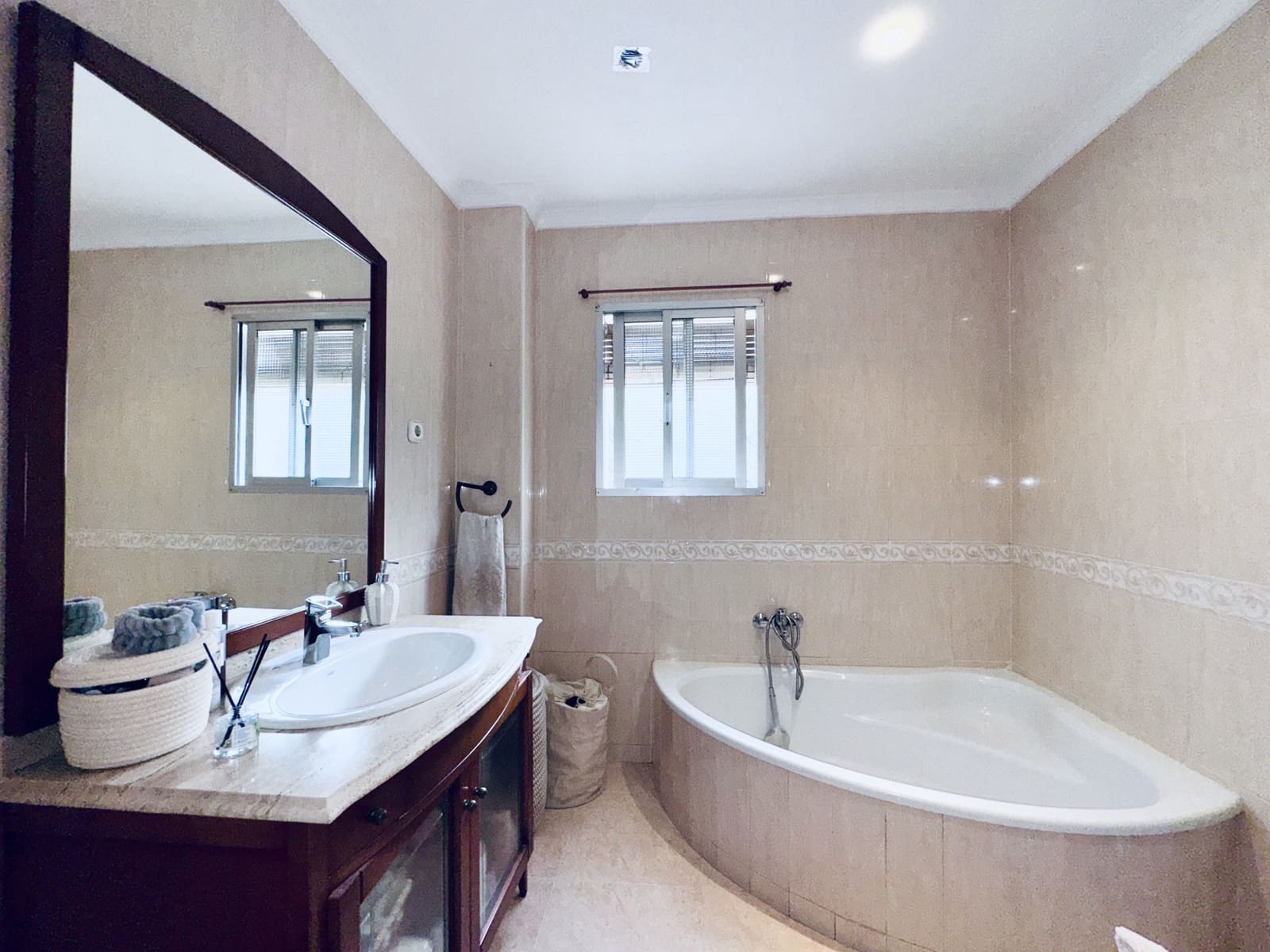 3 slaapkamer Appartement te koop in Malaga stad - € 339.000 (Ref: 9673722)