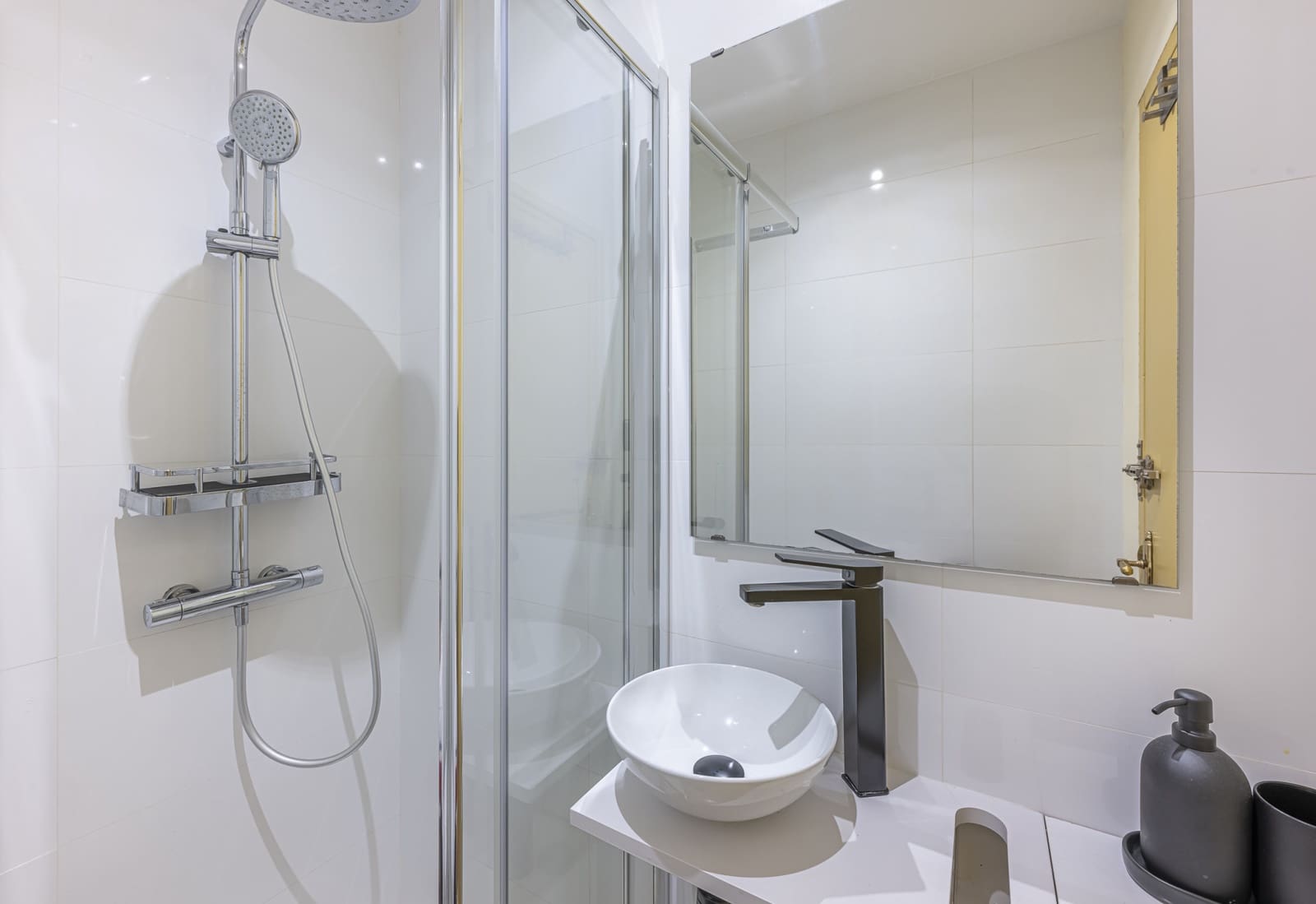 Apartamento de 1 habitación en Marbella en venta con piscina garaje - 549.000 € (Ref: 9790233)