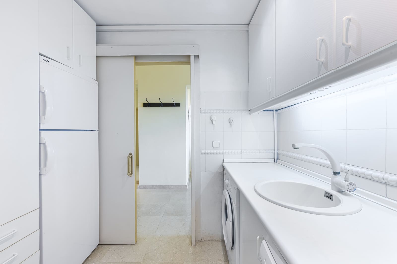 1 sovrum Lägenhet till salu i Marbella med pool garage - 439 000 € (Ref: 9790233)