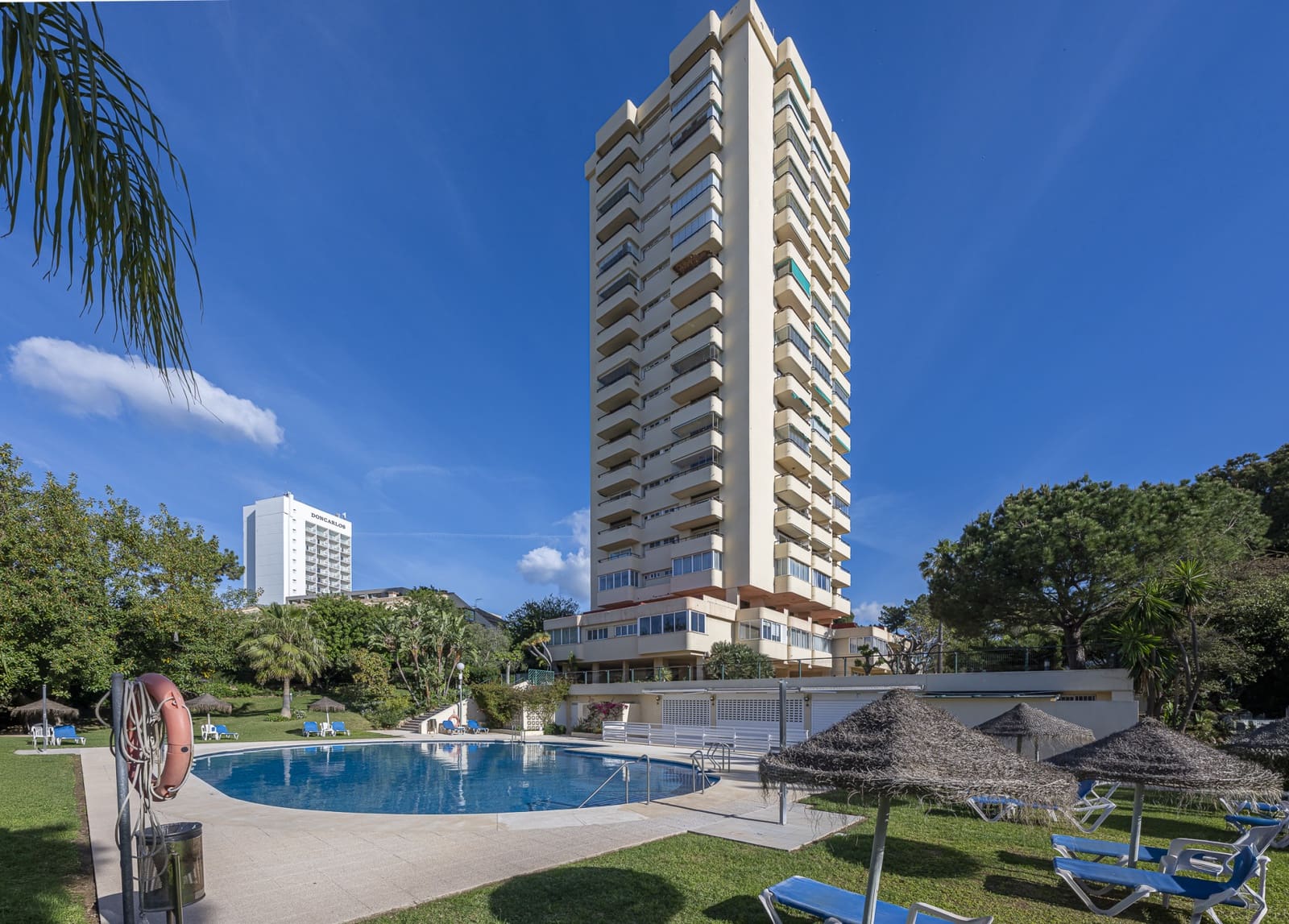 1 sovrum Lägenhet till salu i Marbella med pool garage - 439 000 € (Ref: 9790233)