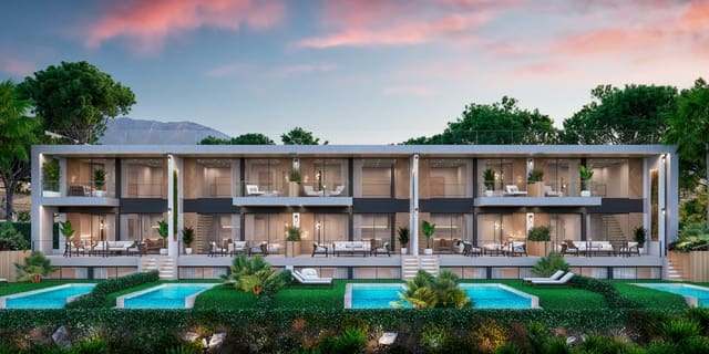 4 sovrum Villa till salu i Nueva Andalucia, Marbella med pool garage - 1 100 000 € (Ref: 9900885)