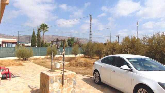 4 Zimmer Finca/Landgut zu verkaufen in Albatera mit Pool Garage - 230.000 € (Ref: 10046326)