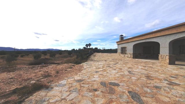 4 Zimmer Finca/Landgut zu verkaufen in Albatera mit Pool Garage - 230.000 € (Ref: 10046326)