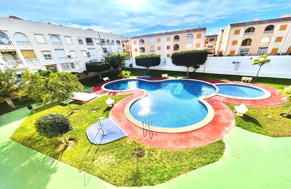 1 Zimmer Apartment zu verkaufen in Torrevieja mit Pool - 127.500 € (Ref: 10060565)