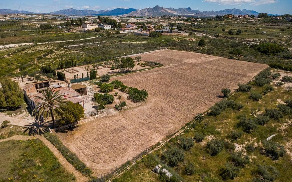 4 soveværelse Finca/Landehus til salg i La Matanza med garage - € 244.995 (Ref: 10060875)