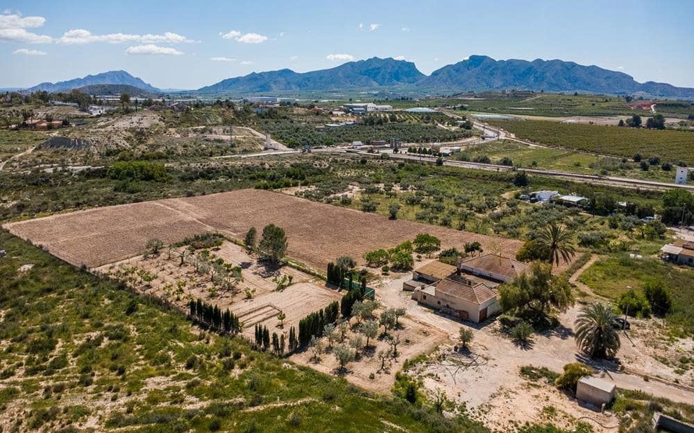 4 soveværelse Finca/Landehus til salg i La Matanza med garage - € 244.995 (Ref: 10060875)