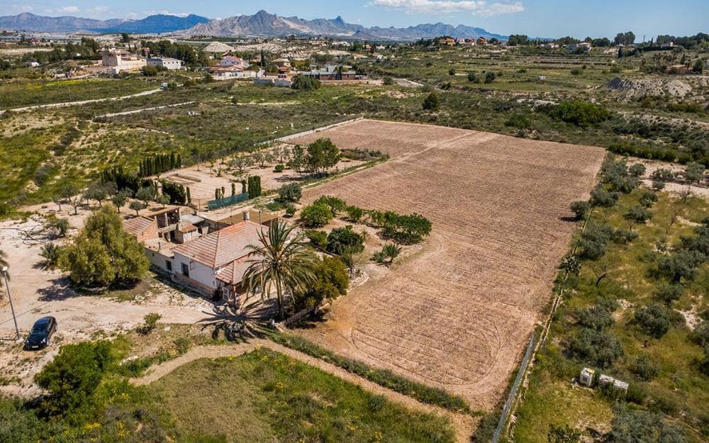 4 soveværelse Finca/Landehus til salg i La Matanza med garage - € 244.995 (Ref: 10060875)