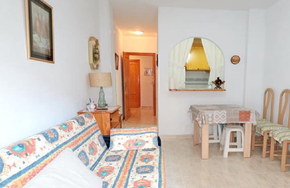 2 Zimmer Apartment zu verkaufen in Torrevieja - 134.500 € (Ref: 10060981)