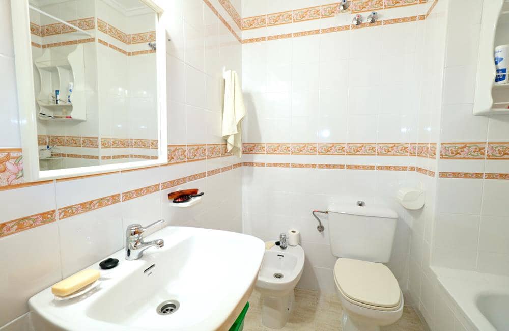 2 Zimmer Apartment zu verkaufen in Torrevieja - 134.500 € (Ref: 10060981)
