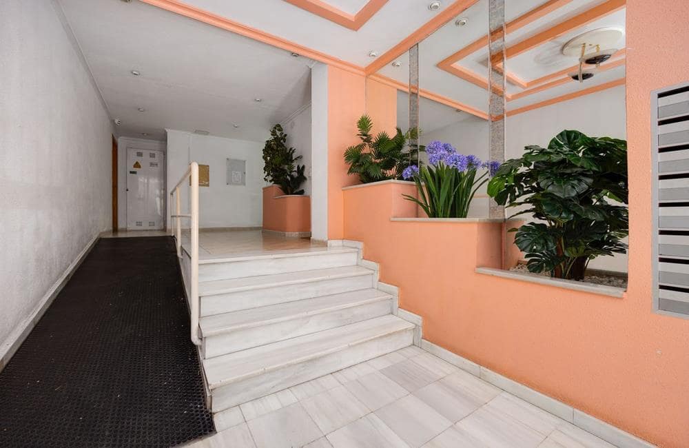 2 Zimmer Apartment zu verkaufen in Torrevieja - 134.500 € (Ref: 10060981)