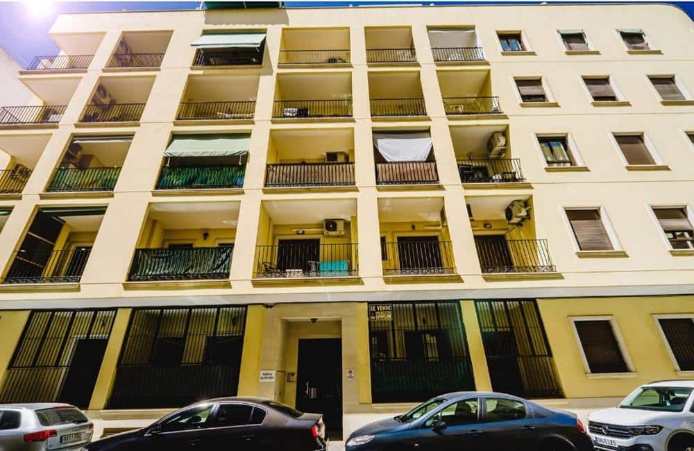 2 makuuhuone Huoneisto myytävänä paikassa Torrevieja mukana 
autotalli - 169 000 € (Ref: 10065545)