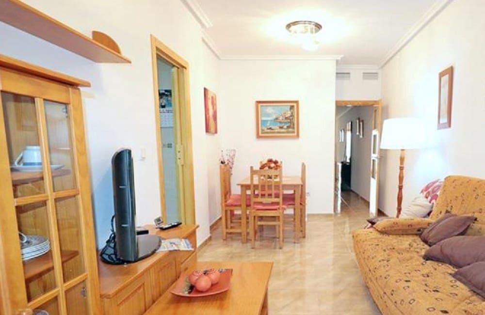 2 makuuhuone Huoneisto myytävänä paikassa Torrevieja mukana 
autotalli - 169 000 € (Ref: 10065545)