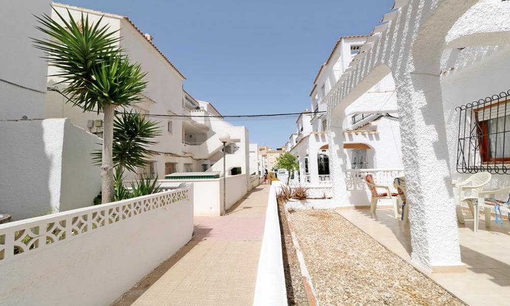 3 quarto Bungalow para venda em Torrevieja - 189 000 € (Ref: 10065574)