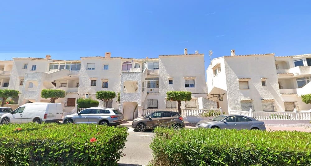 3 quarto Bungalow para venda em Torrevieja - 189 000 € (Ref: 10065574)