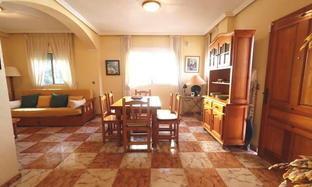 2 makuuhuone Omakotitalo myytävänä paikassa Playa Flamenca, Orihuela mukana uima-altaan 
autotalli - 240 000 € (Ref: 10073362)