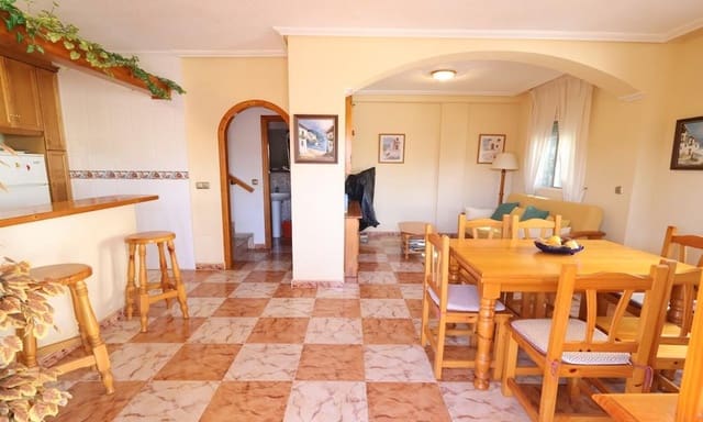 2 makuuhuone Omakotitalo myytävänä paikassa Playa Flamenca, Orihuela mukana uima-altaan 
autotalli - 240 000 € (Ref: 10073362)