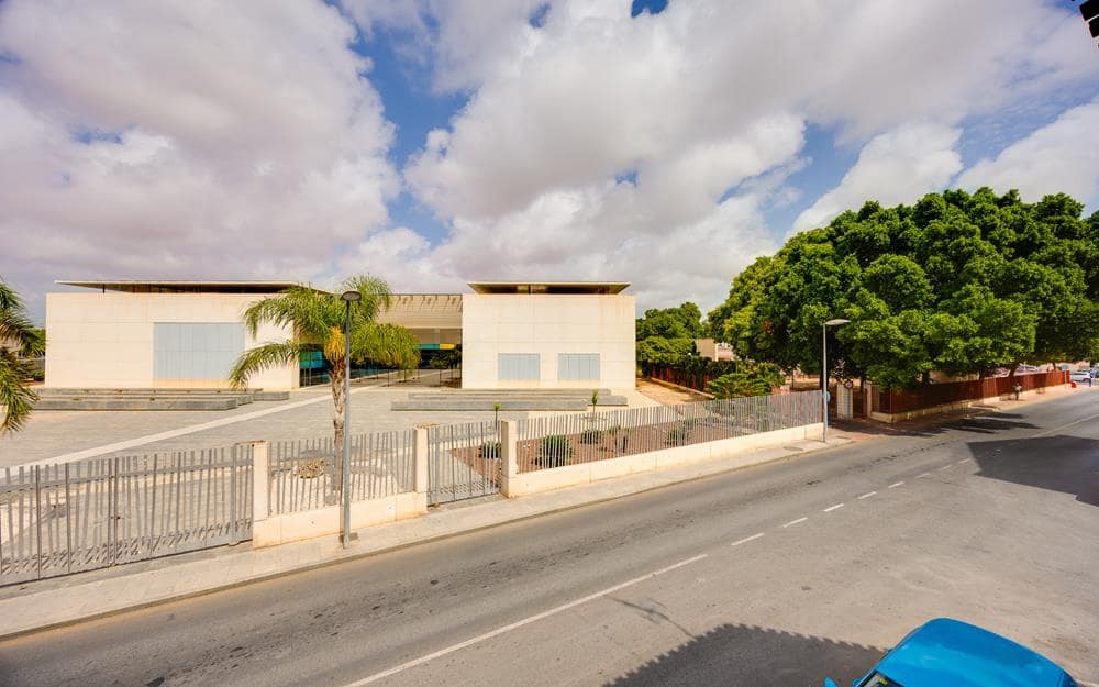 3 soveværelse Lejlighed til salg i Torrevieja - € 139.500 (Ref: 10074609)